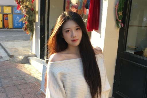 女演员严正声明：与网红所谓的继子关系不存在！